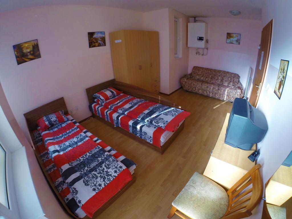 Our Home Guest Rooms Veliko Tarnovo Eksteriør billede